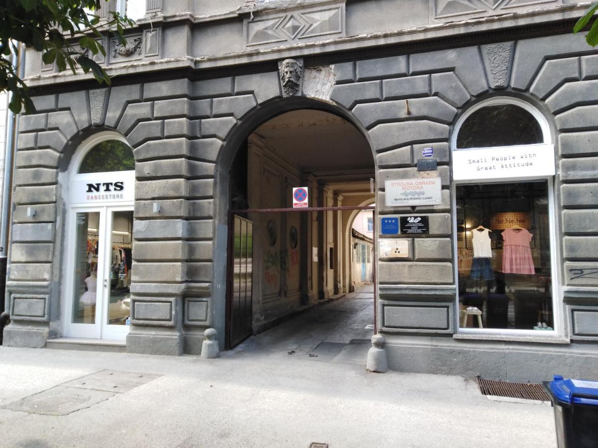 Apartman Beko Zagabria Esterno foto